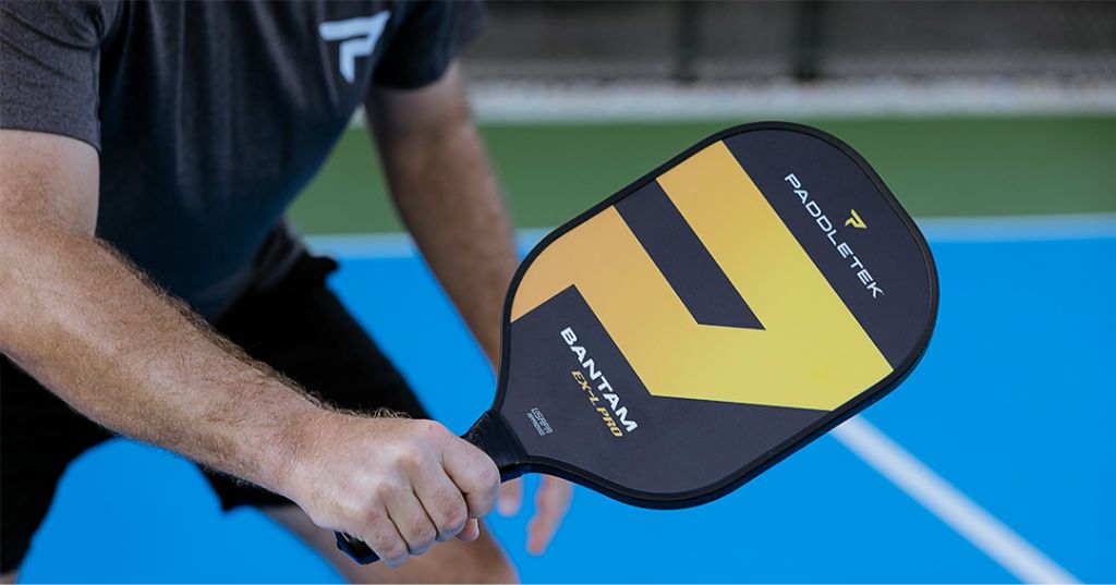 How to Pick a Pickleball Paddle